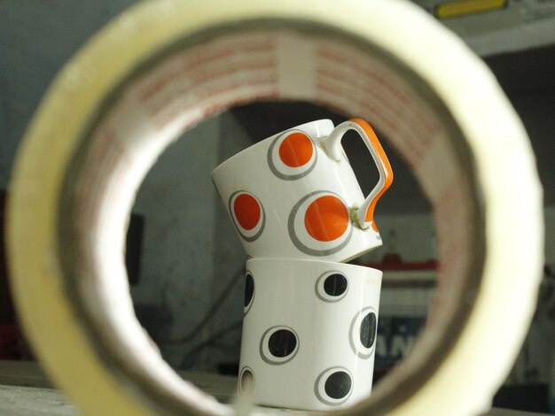 Создавайте миниатюрные фигурки, которые могут служить оригинальными брелоками или значками. Используйте яркие цвета и четко прорисованные логотипы, чтобы привлечь внимание и повысить узнаваемость бренда.