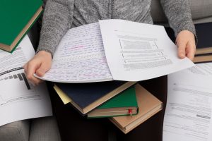 Давайте поговорим про выбор предметов для централизованного тестирования, как часть стратегии успешного поступления? Тема актуальна для каждого абитуриента, в том числе и для тех, кто планирует поступать на специальности химического профиля и связать свою жизнь с индустрией полимеров и композитов.